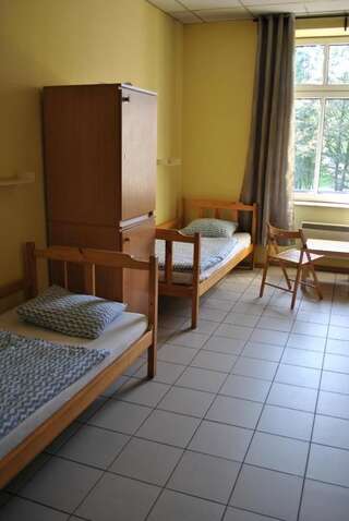 Хостелы Hostel Katowice Centrum Катовице Кровать в общем номере с 4 кроватями-2